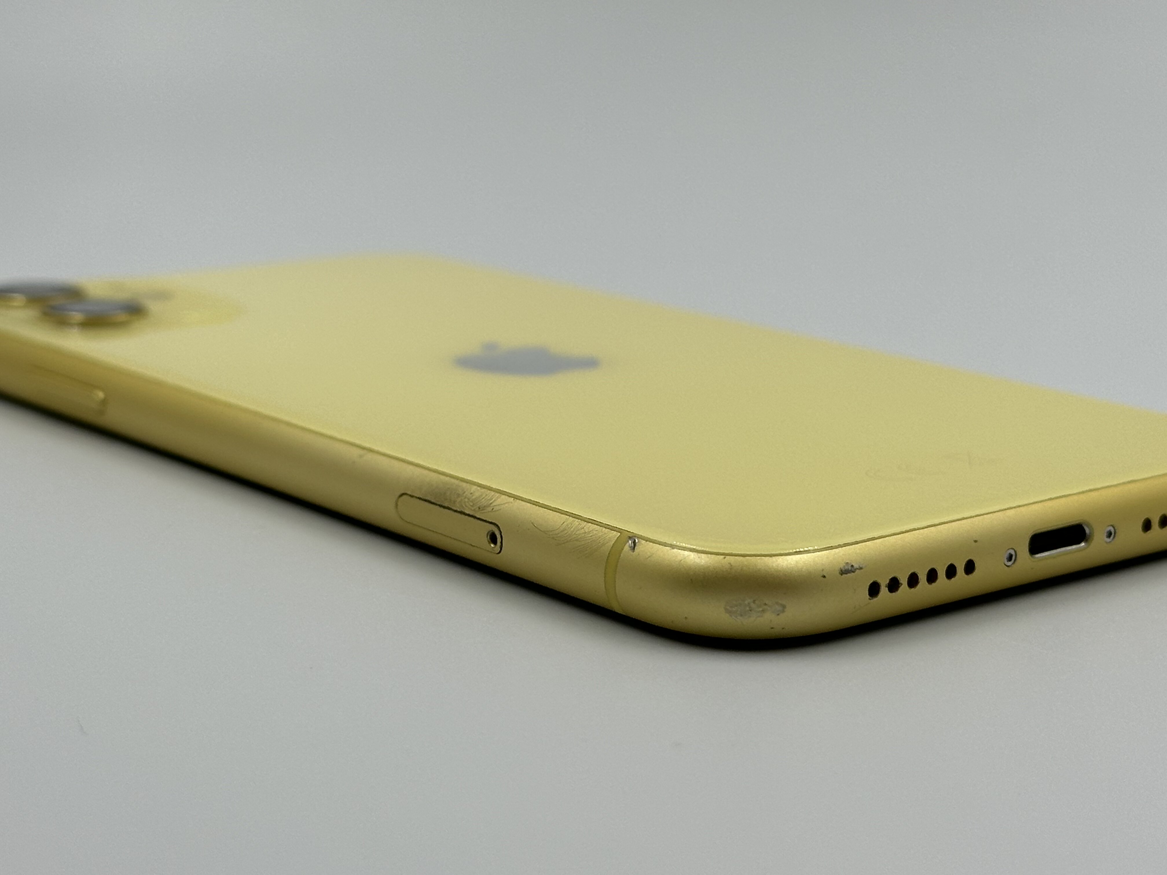 iPhone 11 128Gb, Жёлтый