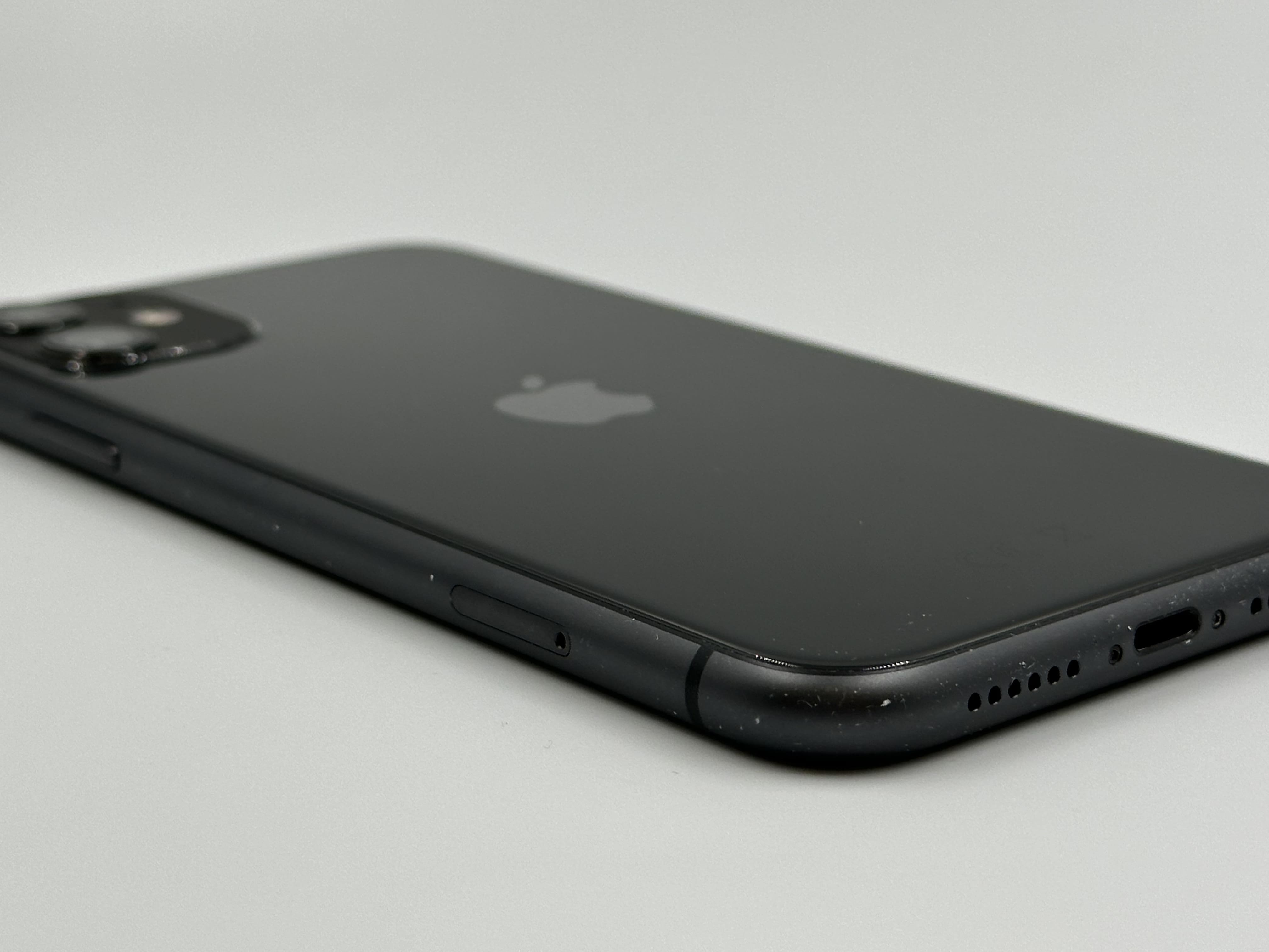 iPhone 11 128Gb, Черный